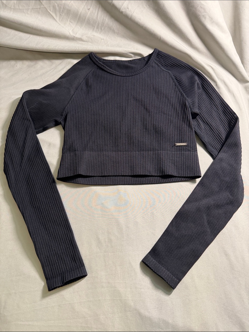 ILIA Dark Charcoal Ribbed Long-Sleeve Crop Top